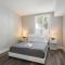 Modern Santa Monica 2Bedrooms with Jacuzzi &Parking - Los Angeles