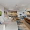 Coastal Bliss: 3-Bedroom Retreat with Pool