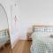 Hamptons on Heales - Classic Beach House Charm