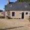 Maison bretonne 50m plage avec jardin et WIFI à TREGASTEL - Réf 413
