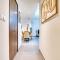 Cozy 2BR in Creek Edge Stunning Sea View - 2610 - Dubaj