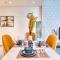 Cozy 2BR in Creek Edge Stunning Sea View - 2610 - Dubaj