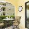 Radiant 4 Bdrm Retreat with Golf Course Views at Reunion - 基西米