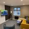 Modern Newly Refurbished 2 Bed Apartment - Bristol