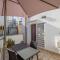 Antiche Mura Apartments "Nel Cuore della Puglia"bivani, cucina, terrazzo