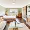Lake-View Couples Retreat in Hot Springs! - 温泉城