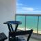 Flat Frente Mar com Varanda
