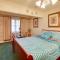Hot Springs Home with Pool - half Mile to Oaklawn! - 温泉城
