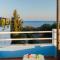 Beachfront Studio Socrates