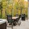 Chalet Eau, style Lake house à Tremblant - لاك سوبريور
