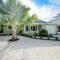 Dockside Paradise - Anna Maria