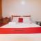 RedDoorz @ Farm Side Hotel Laoag City