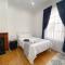 Modern 8 Sleeper home in trendy Observatory - 开普敦
