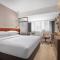 Home2 Suite by Hilton Harbin Central Street - Charbin