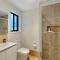Spacious 4-Bed House Near Batemans Bay Centre