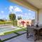 Fairway Gem by VARE PoolSpaPutting Green - إنديو