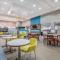 Hampton Inn East Aurora