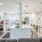 Beautiful Comfy Home With Private Hot Tub Close To Beach home - Форт-Лодердейл