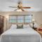 Beautiful Comfy Home With Private Hot Tub Close To Beach home - Форт-Лодердейл