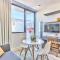 Mountain Views Studio In an Artistic Neighborhood