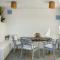Calheta Beach House T2