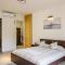 Golf View Home by StayJade, 4BHK, Projector - 霍苏尔