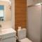Spacious One Bedroom Apartment in Caesar Resort & SPA, Long Beach