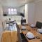Finch House - Dog Friendly - 4 Bed House - Sleeps 10 - Pool Table - Hosted by RENTMYHOUSE - Bullingham