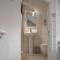 Bantham House, Bantham, South Devon - a few steps from golden sandy beaches