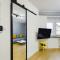 Modern and Comfortable Studio with Smart TV by Noclegi Renters - Varsovie