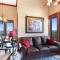 Arc de Texas - Lafayette Suite