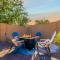 Private 3BR - 2BA Home - Patio and Pool - أفونديل