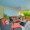 St Petersburg Home with Tropical Yard and Pool! - سانت بطرسبرغ