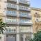 Beautiful Modern Central 2BR Apt