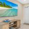 The Shark Tank Cocoa Beach - Beach Boho, Downtown, 5-Min Walk to Beach, Shops & Bars - Cocoa Beach