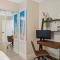 The Shark Tank Cocoa Beach - Beach Boho, Downtown, 5-Min Walk to Beach, Shops & Bars - Cocoa Beach