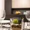 Beautiful Modern Central 2BR Apt