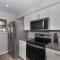 Pet Friendly Bouchelle Island Condo! Walk out sliders to the Pool - BO302 - 103 - نيو سميرنا بيتش