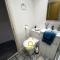 Dee Street Stay - SJA Stays - Modern 2 Bed Apartment