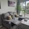 Immaculate 3 bd 2 bth apartment -Free Carpark & pool - Auckland