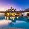 Relaxing Gated 2BR Condo WPoolBBQ in Fort Myers - Истеро