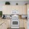 Stunning Contemporary 2BR 2BA Villa Near Beach - Myrtle Beach