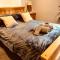 Spacious 5 Bedroom Home in Central Kidderminster with Private Parking and Electric Vehicle Facilities, Easy Access to Birmingham and Nearby Towns - 基德明斯特