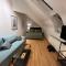 Central, Cozy & Stylish Apartment with Views - Praha