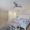 Stunning Sundial Resort Residence with Den and Private Cabana - سانيبل