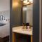 Four Points by Sheraton Bakersfield