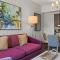 Deluxe Union Square Suites
