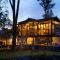 Bagas Zakariah Orchard Lodge - 务边
