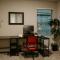Mid-term Hub 2 King Beds Workspace - Lake Charles