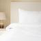 Spacious Studio at Imperial Residence in JVT that Sleeps 4 - Dubaj
